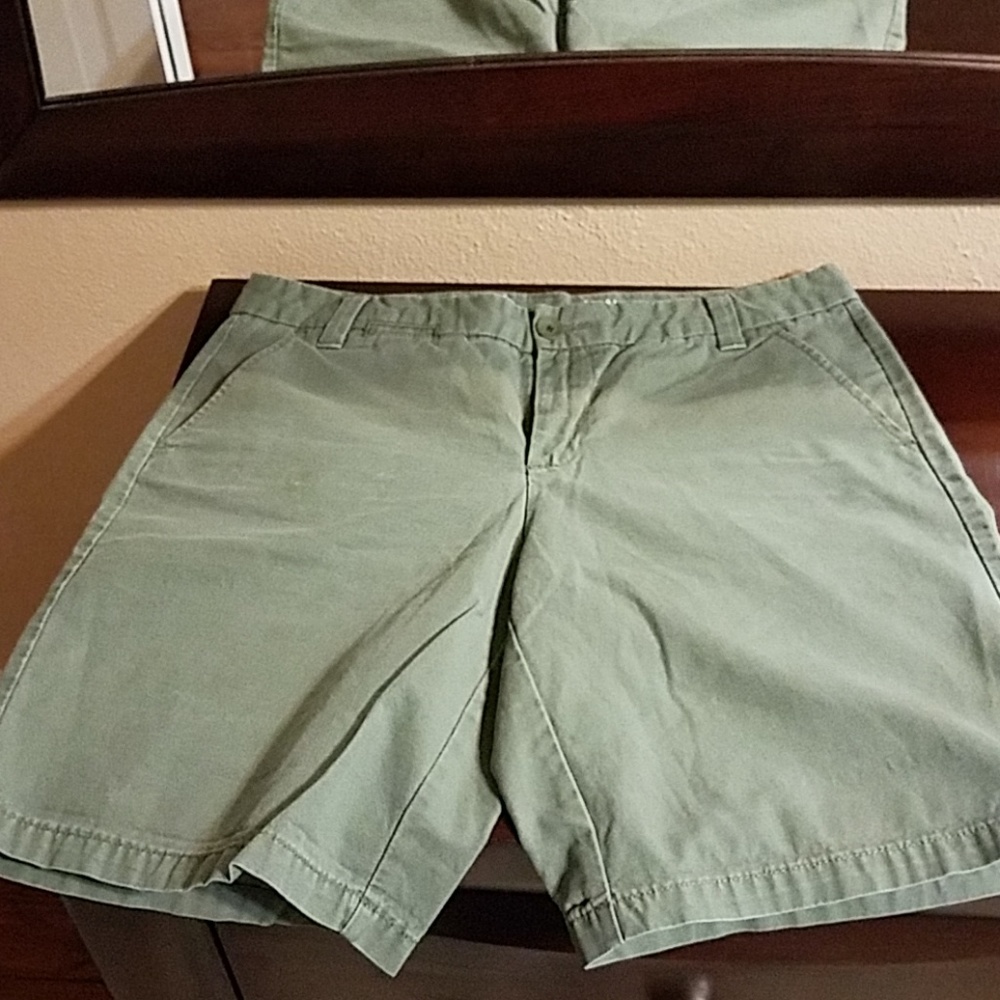 2 pairs of shorts a little above knee